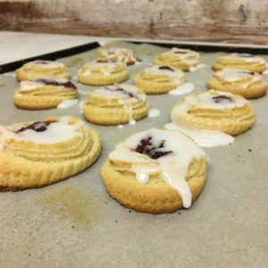 Bulls eye pastry with glazing